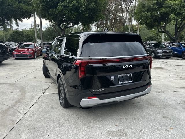 2025 Kia Carnival LXS