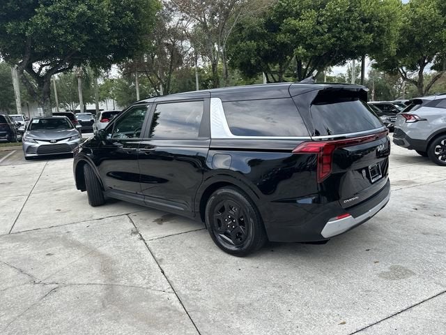 2025 Kia Carnival LXS