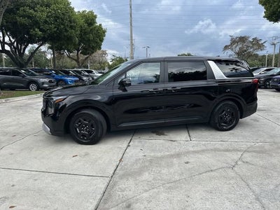 2025 Kia Carnival LXS