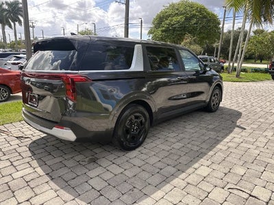 2026 Kia Carnival LXS
