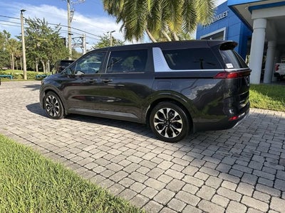 2023 Kia Carnival EX