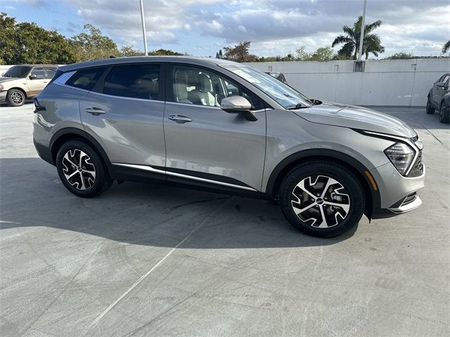 2024 Kia Sportage EX