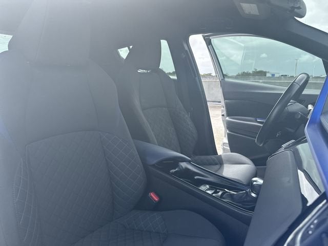 2020 Toyota C-HR LE