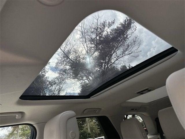 2025 Land Rover Discovery S