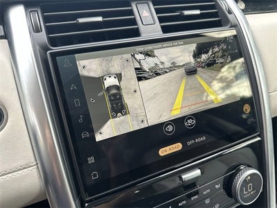 2025 Land Rover Discovery S