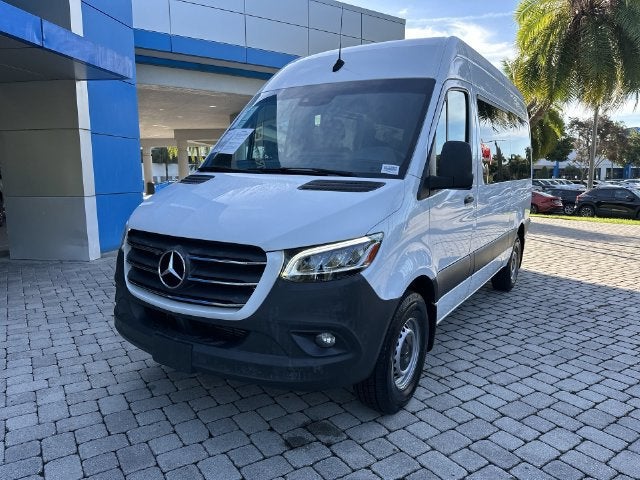 2023 Mercedes-Benz Sprinter Passenger Van 2500 STANDARD ROO