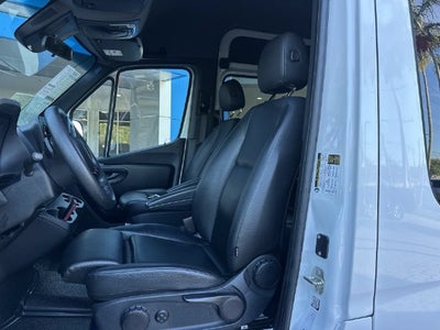 2023 Mercedes-Benz Sprinter Passenger Van 2500 STANDARD ROO