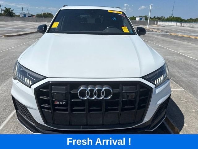 2023 Audi SQ7 Premium Plus
