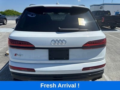 2023 Audi SQ7 Premium Plus