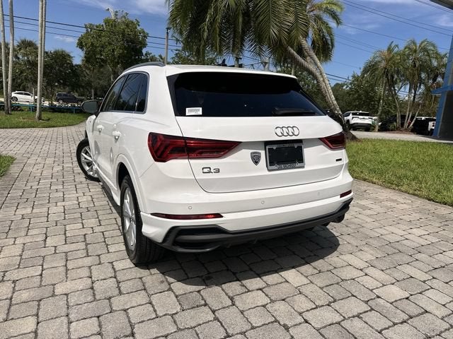 2025 Audi Q3 S line Premium