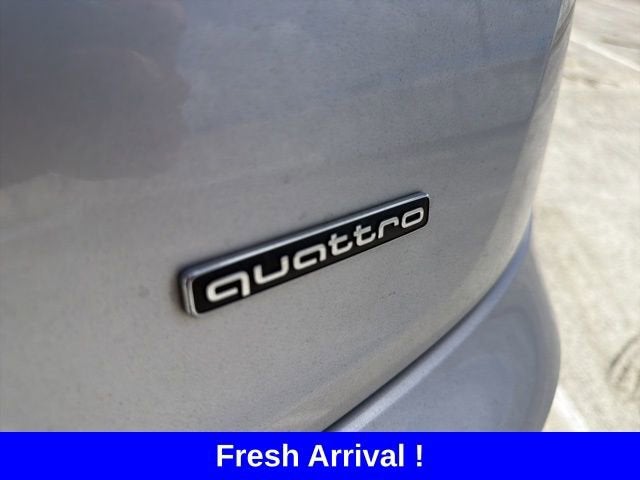 2022 Audi Q5 S line Premium