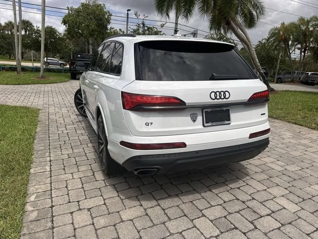 2025 Audi Q7 Premium Plus