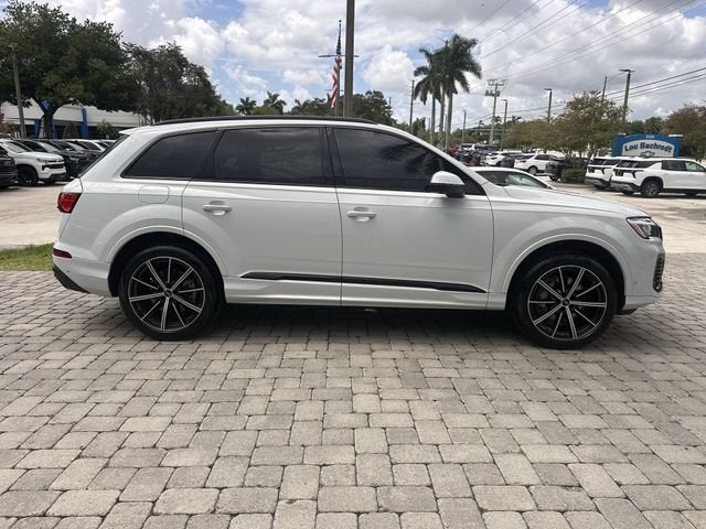 2025 Audi Q7 Premium Plus