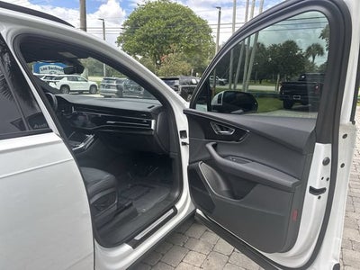 2025 Audi Q7 Premium Plus