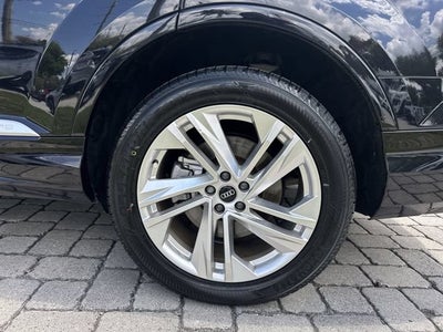 2021 Audi Q7 Premium Plus