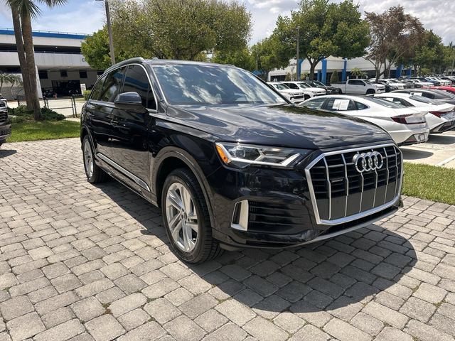 2021 Audi Q7 Premium Plus
