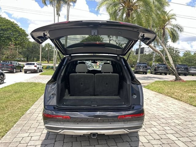 2021 Audi Q7 Premium Plus