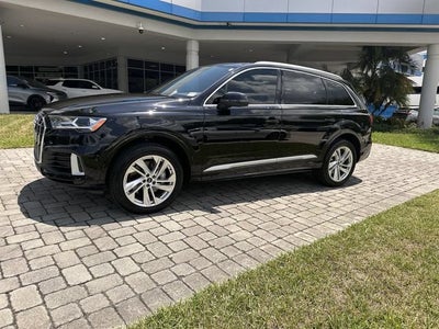 2021 Audi Q7 Premium Plus