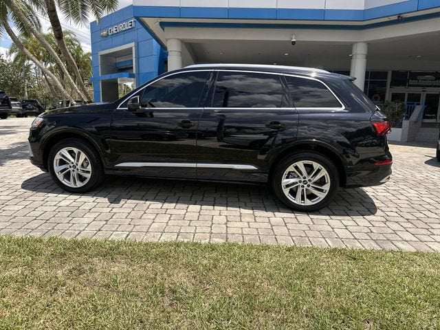 2021 Audi Q7 Premium Plus