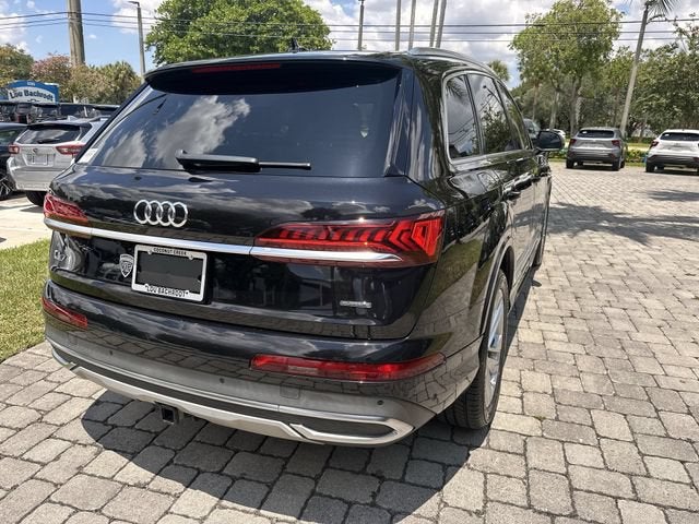 2021 Audi Q7 Premium Plus