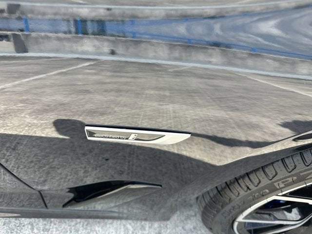 2023 BMW 5 Series 530e