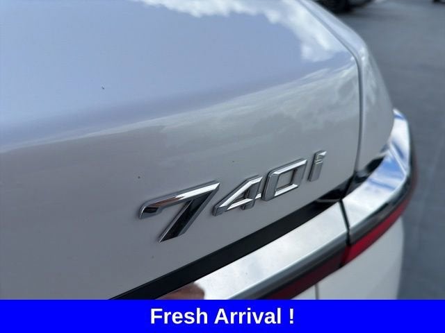 2023 BMW 7 Series 740i