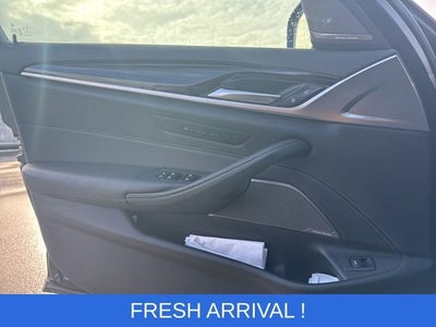 2022 BMW 5 Series 530i