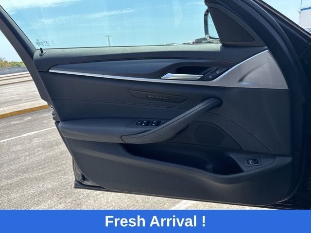 2023 BMW 5 Series 530i