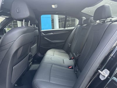 2023 BMW 5 Series 530i