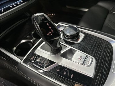 2022 BMW 7 Series 750i xDrive
