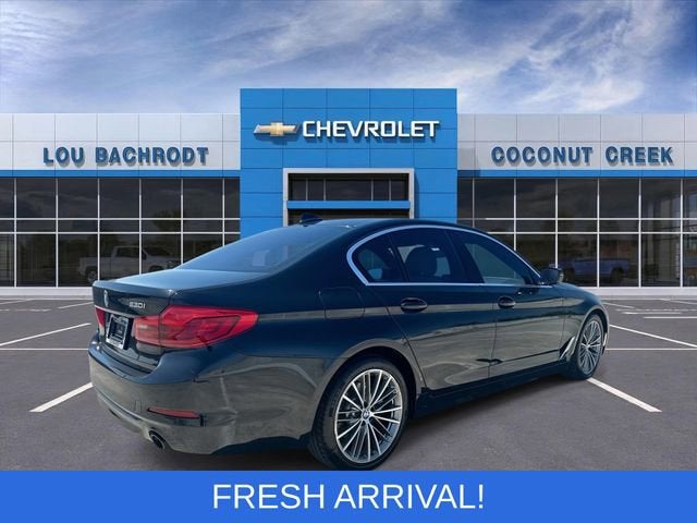 2019 BMW 5 Series 530i