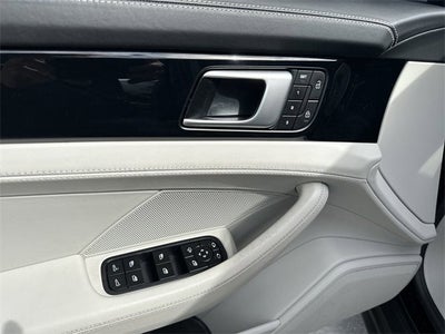 2022 Porsche Panamera 4S