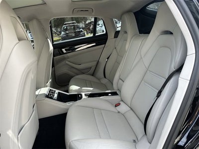 2022 Porsche Panamera 4S