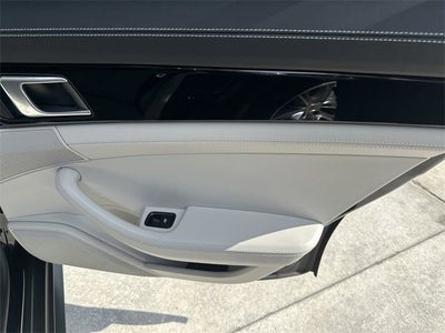 2022 Porsche Panamera 4S