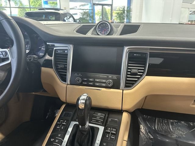 2018 Porsche Macan 4DR SUV AWD