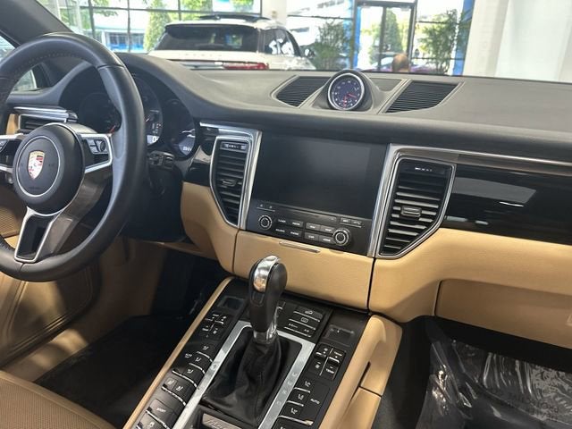 2018 Porsche Macan 4DR SUV AWD