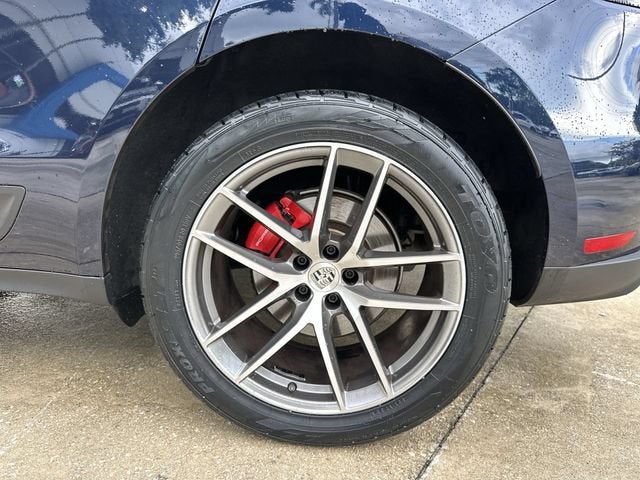 2023 Porsche Macan S