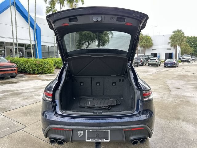 2023 Porsche Macan S