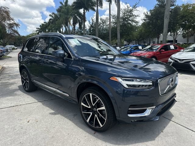 2023 Volvo XC90 Plus