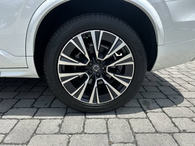 2020 Volvo XC90 Momentum