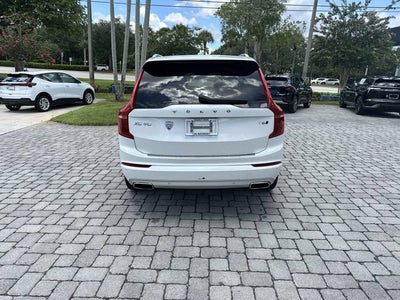 2020 Volvo XC90 Momentum