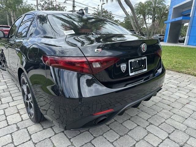 2022 Alfa Romeo Giulia Veloce