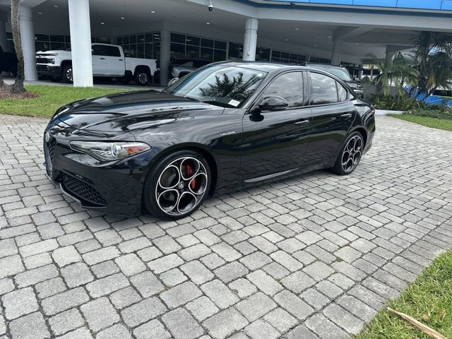 2022 Alfa Romeo Giulia Veloce