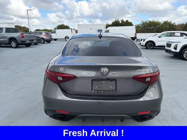 2022 Alfa Romeo Giulia Veloce