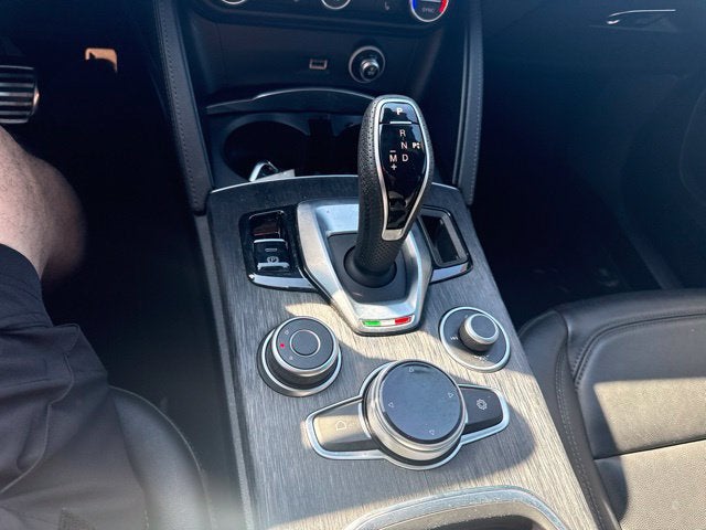 2023 Alfa Romeo Stelvio Sprint