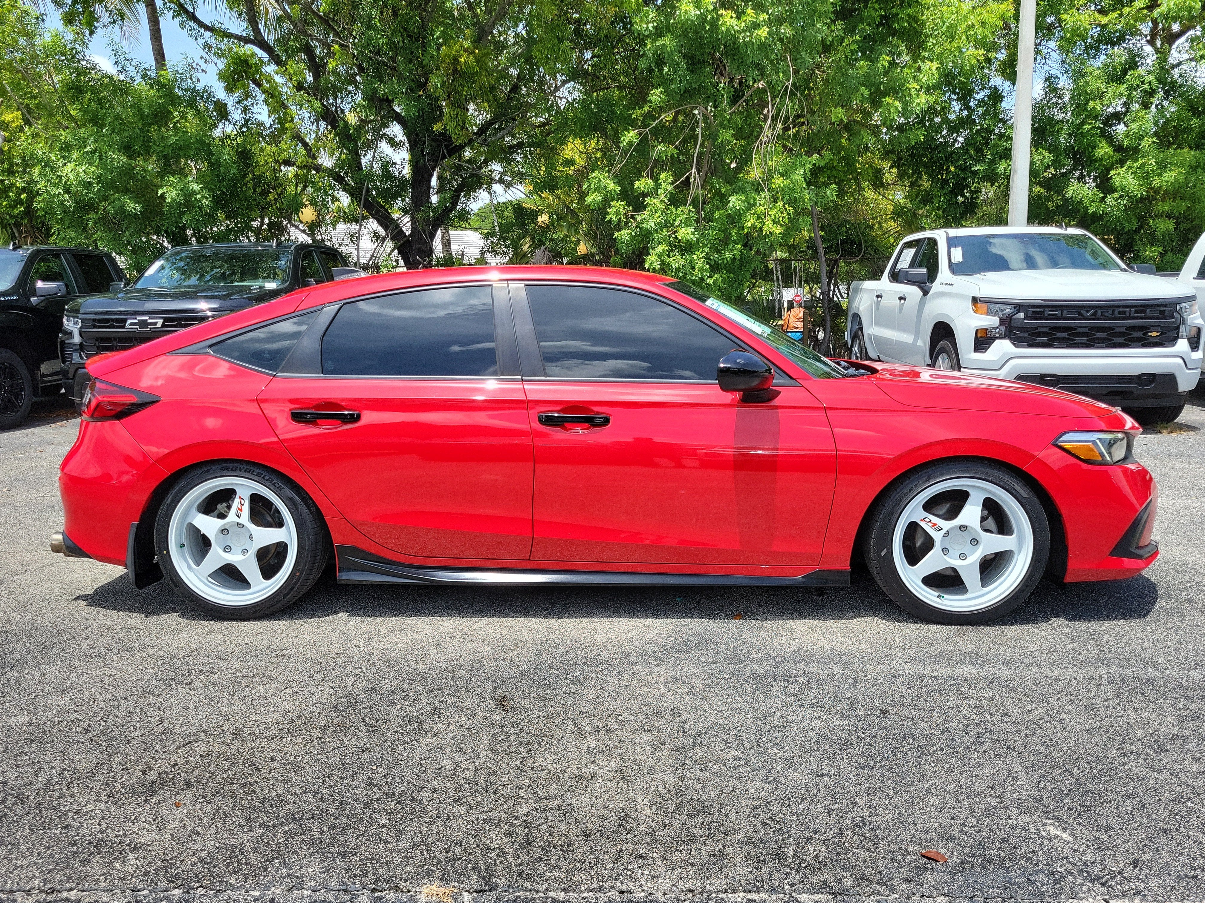 19XFL2H85NE023831