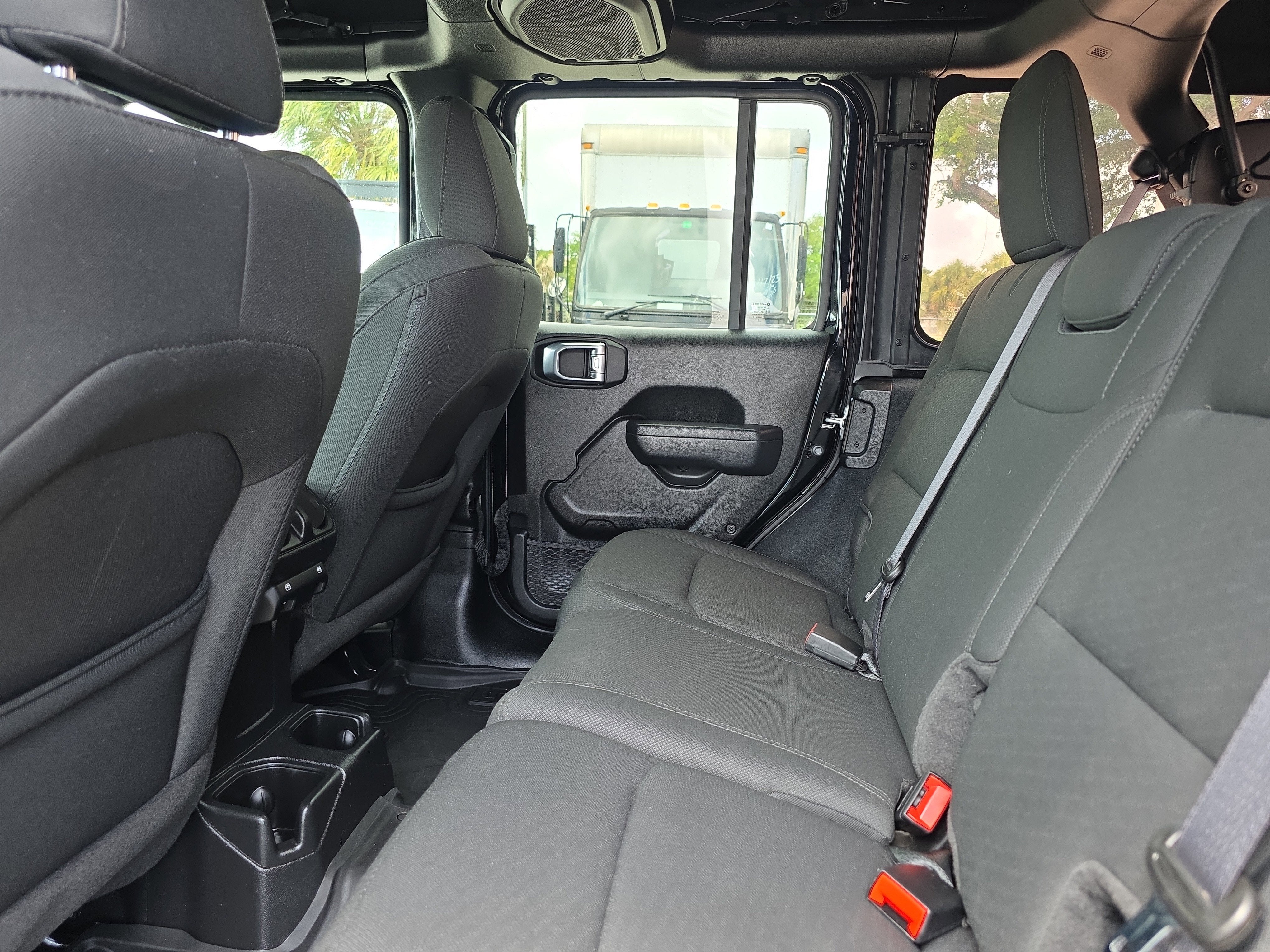 2022 Jeep Wrangler Unlimited Willys