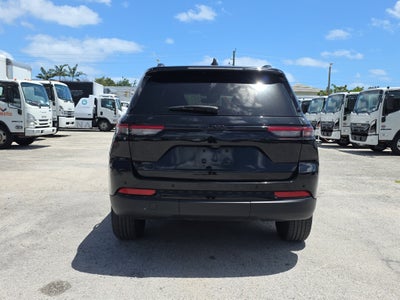 2024 Jeep Grand Cherokee Altitude
