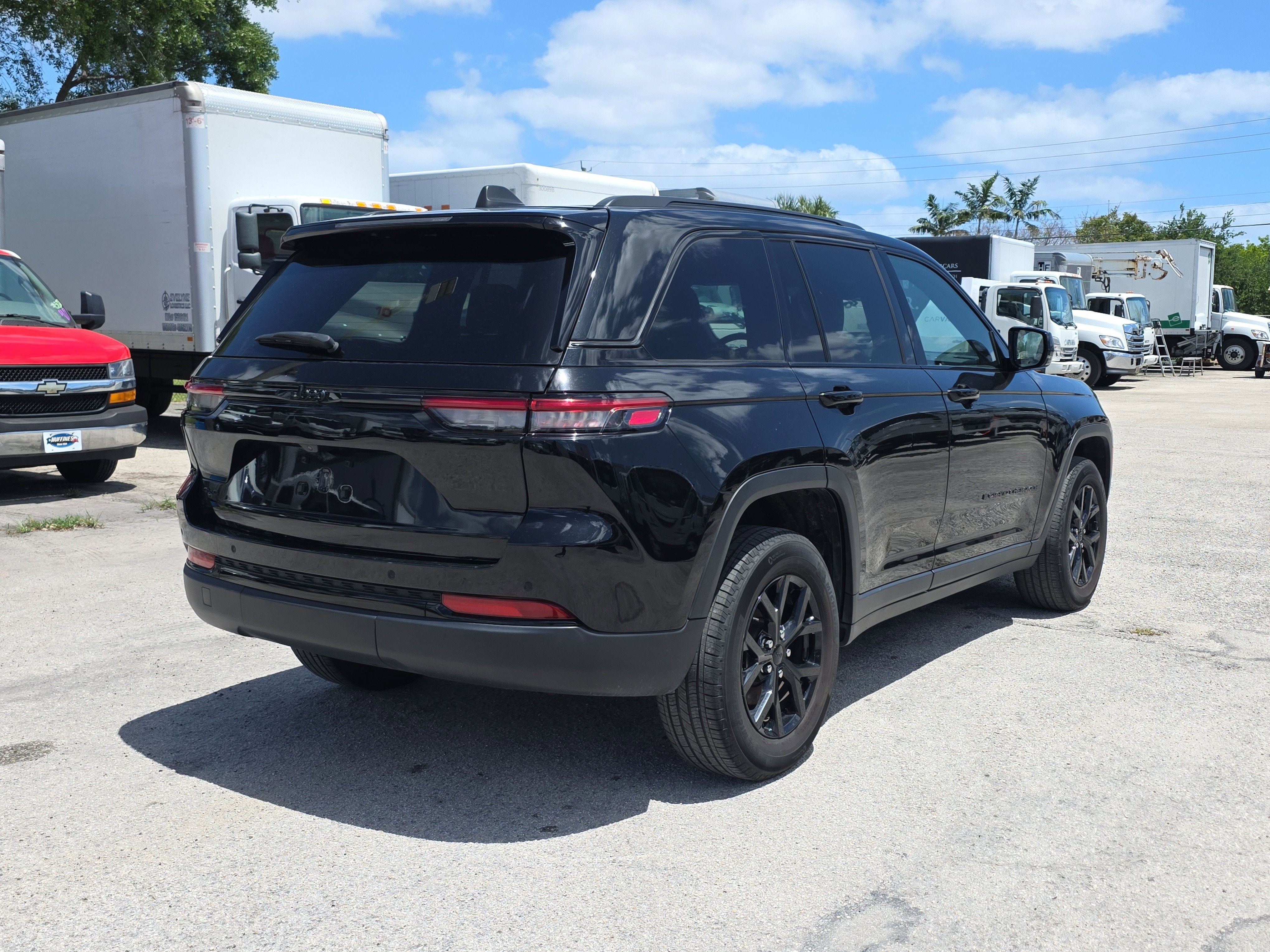 2024 Jeep Grand Cherokee Altitude