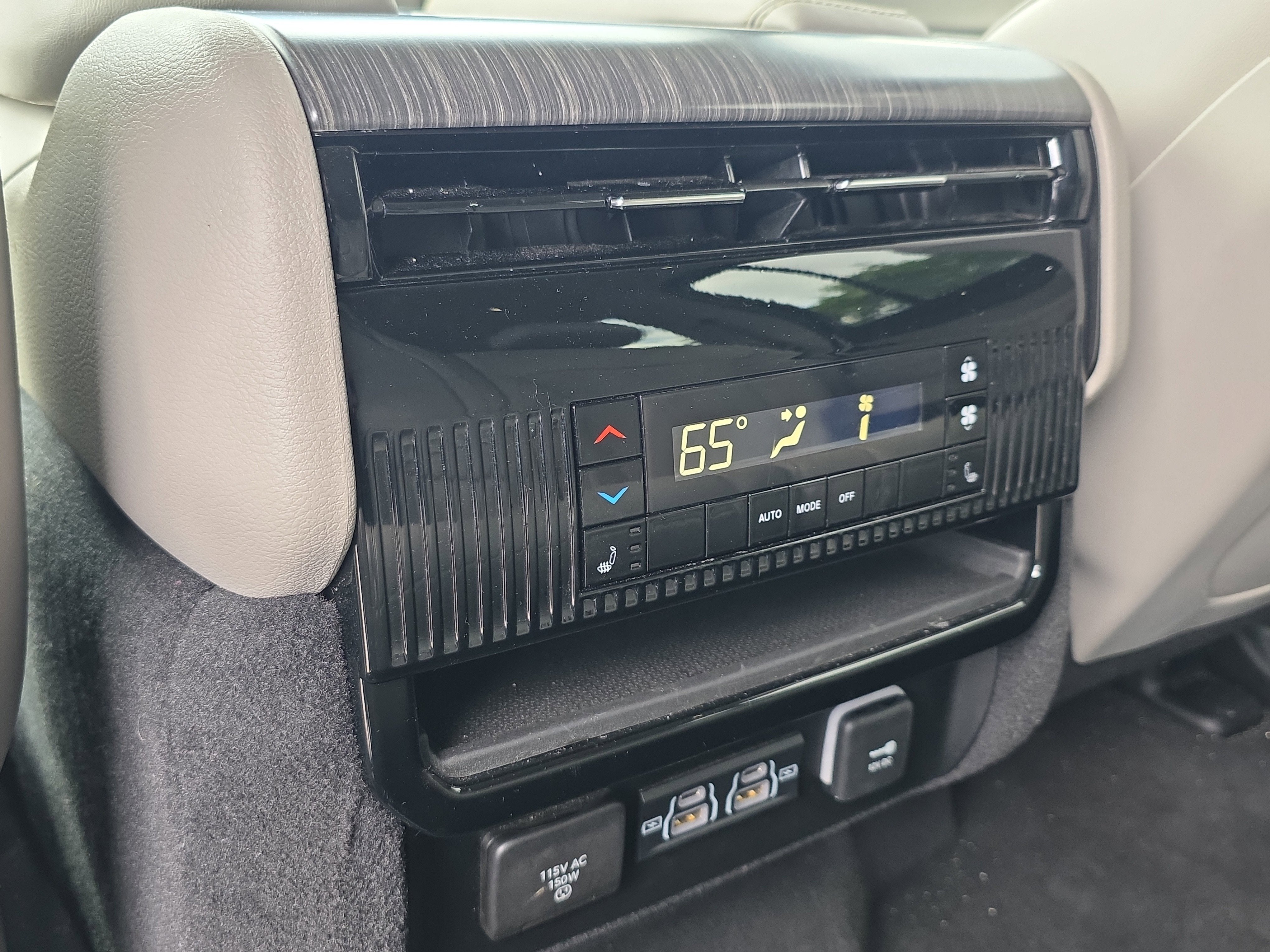 2024 Jeep Wagoneer L Series III